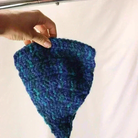 hand knit blue head‎ band with blue button - Picture 8 of 9